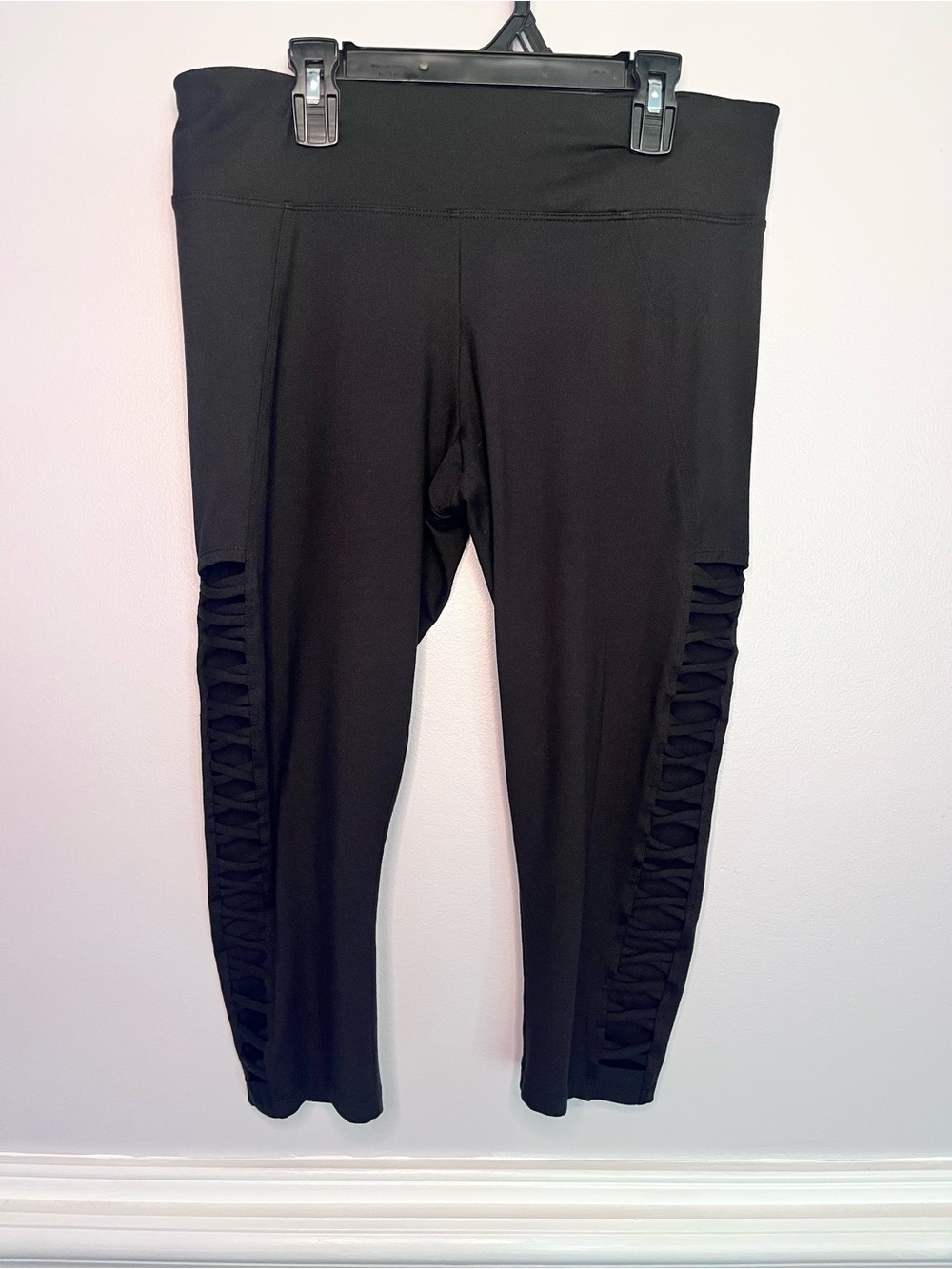 Betsey Johnson Black Performance Leggings